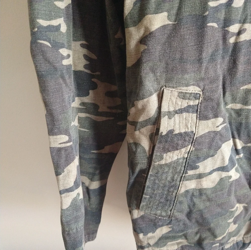 Zanerobe Men's‎ Military Camo Jacket Solid Buttons Up Shirt Size M